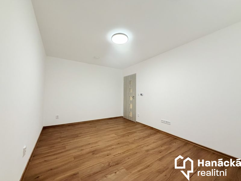 Pronájem,  Byt 1+1, 42m2,Přerovská, Bystřice pod H