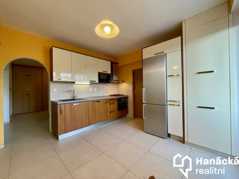 Prodej,  Byt 3+1, 81m2, Mladcová, Zlín