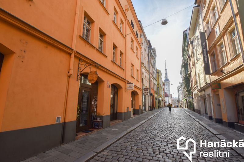 Pronájem bytu 2+kk, 43,4 m² – Ostružnická, ce