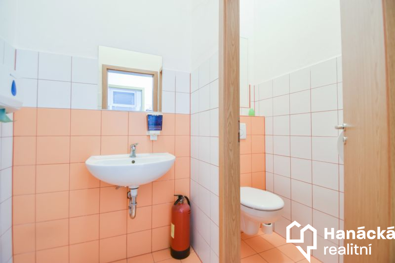 Prodej nebytových prostor v Olomouci, ul. Družební