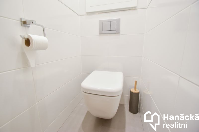 Pronájem bytu 3+1, 63,5 m² + balkon–Dvořákova