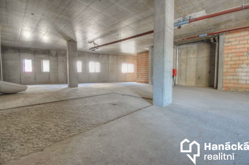 Prodej nových obchodních prostor 235 m2 v OL, Wolk