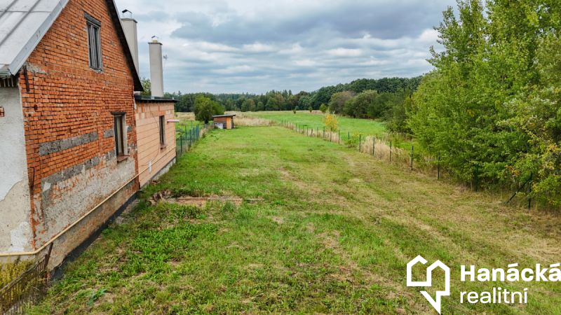 Prodej stavebního pozemku 5394 m2 - Staměřice