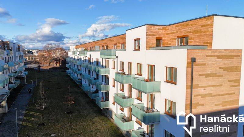 Pronájem nadstandardního 2+kk, tř. Jiřího Pelikána