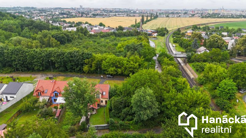 Stavební pozemek 298 m2, Olomouc - Nemilany