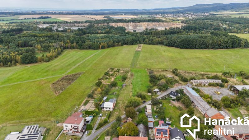 Prodej stavebního pozemku 5394 m2 - Staměřice