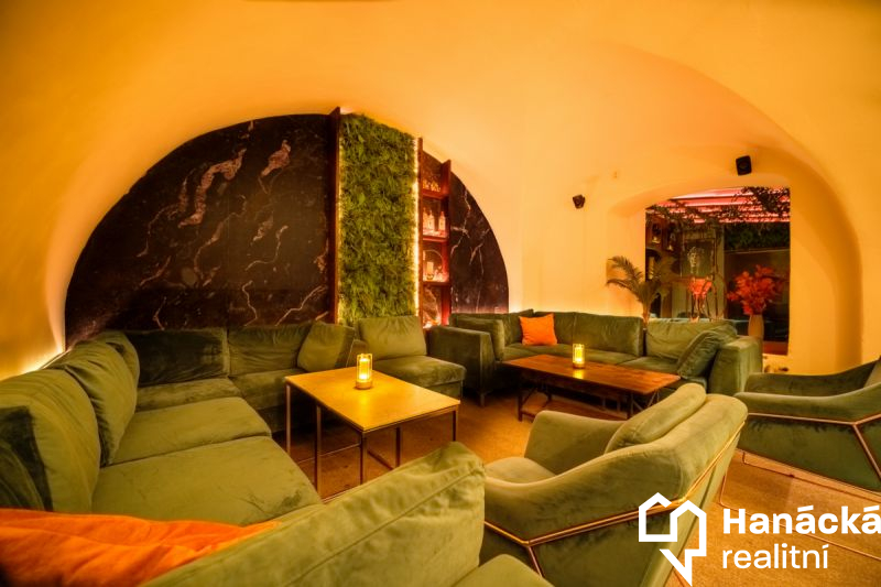 Zavedená provozovna Shisha baru k převzetí