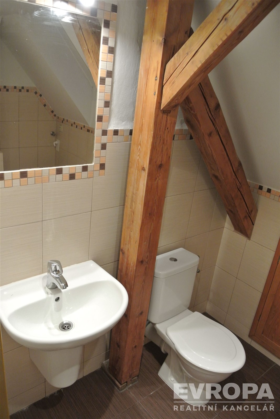 WC v koupelně