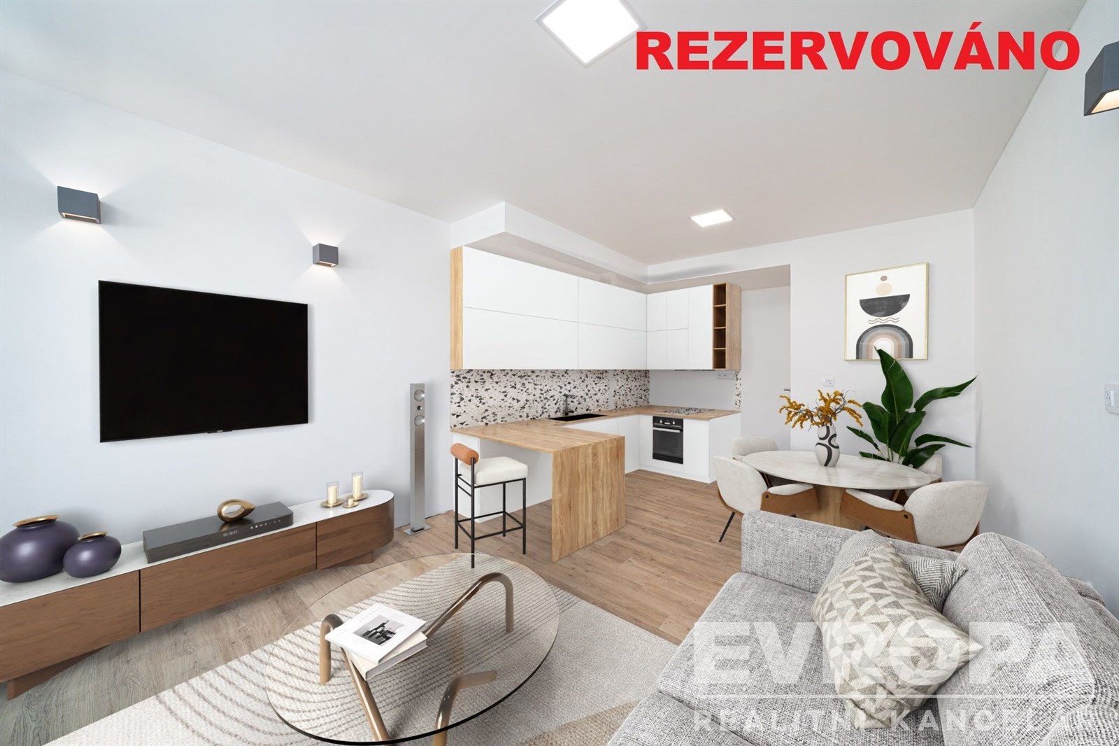Světlý obývací pokoj s moderní kuchyní, parketová 