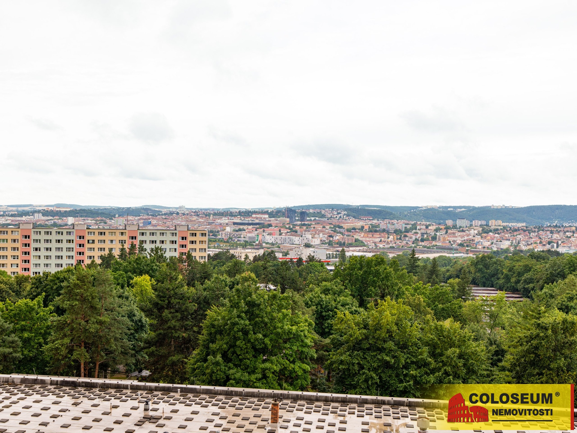 Výhled z lodžie - Brno – Lesná – prodej bytu