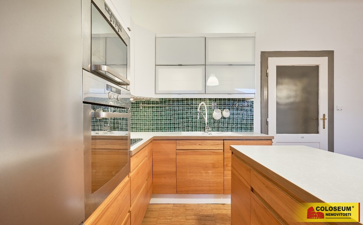 Kuchyň - Brno - Královo Pole - pronájem bytu 3+kk
