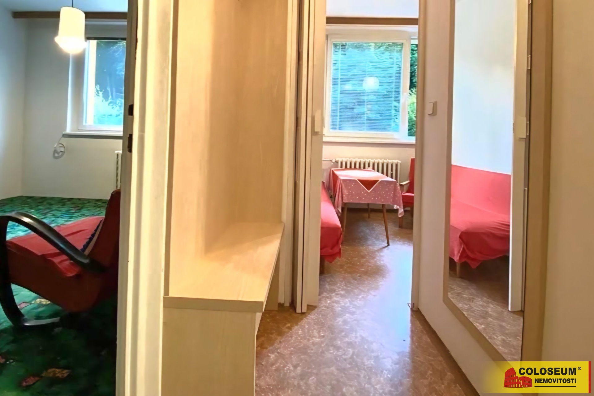 Chodba – Brno – Jundrov – pronájem bytu