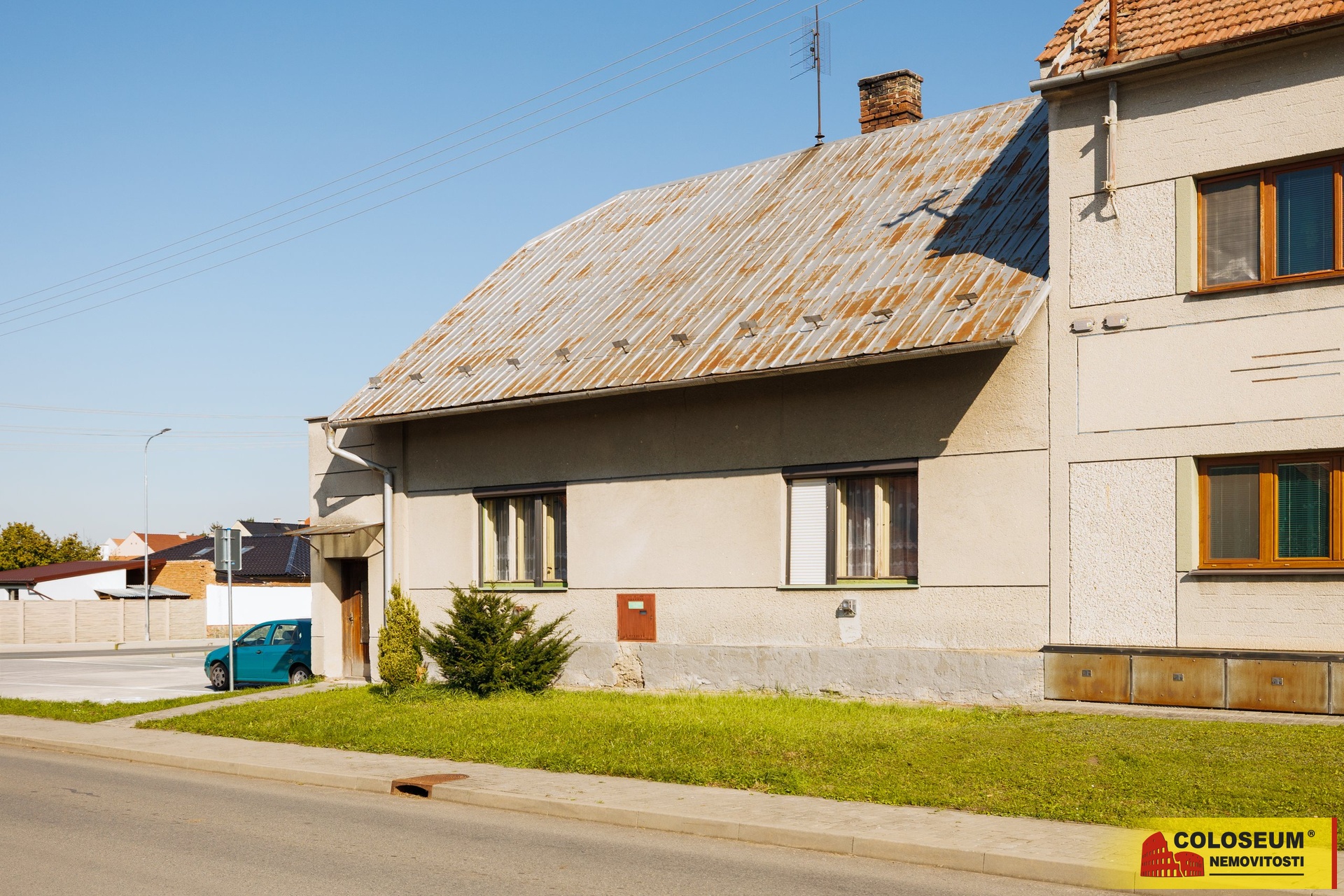 Pohled z ulice - Nezamyslice - prodej rodinného do