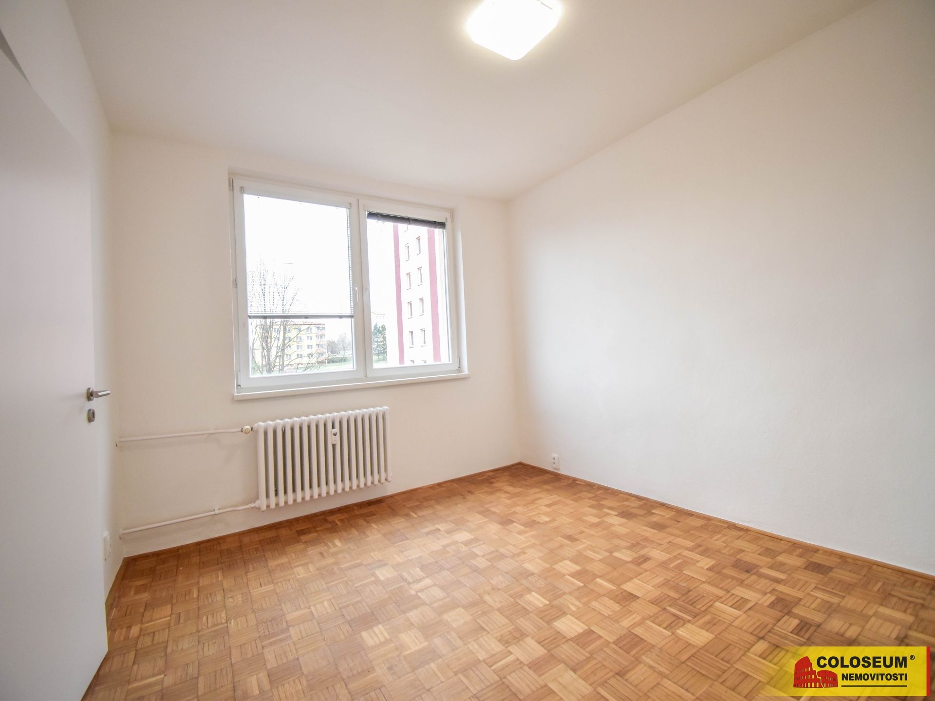 Pokoj - Uherský Brod - pronájem bytu 3+1