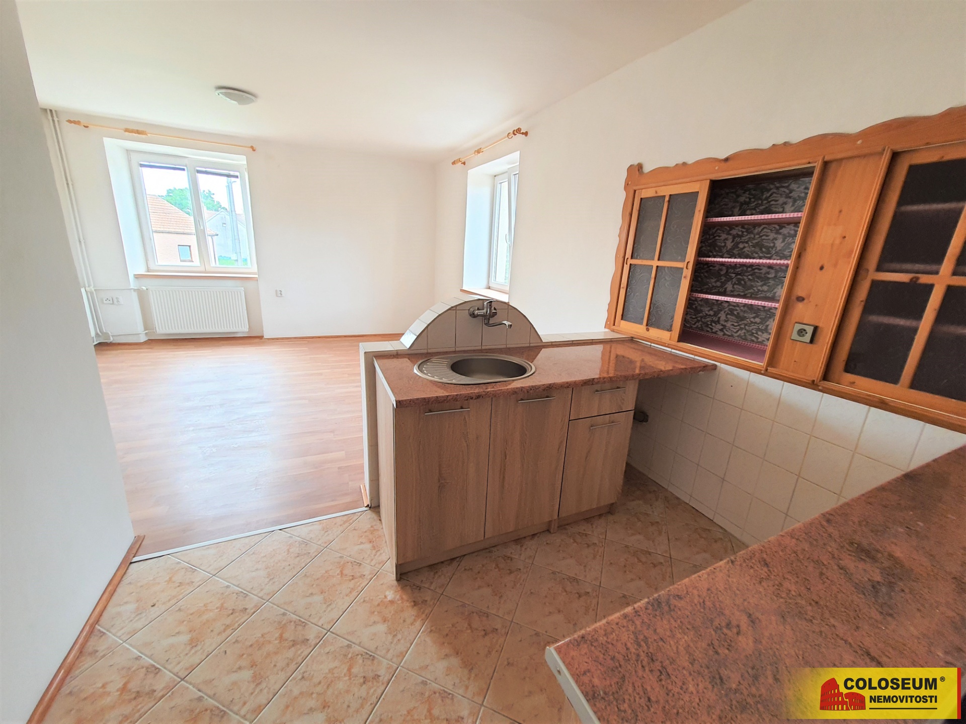 Kuchyňský kout – Studnice – pronájem bytu