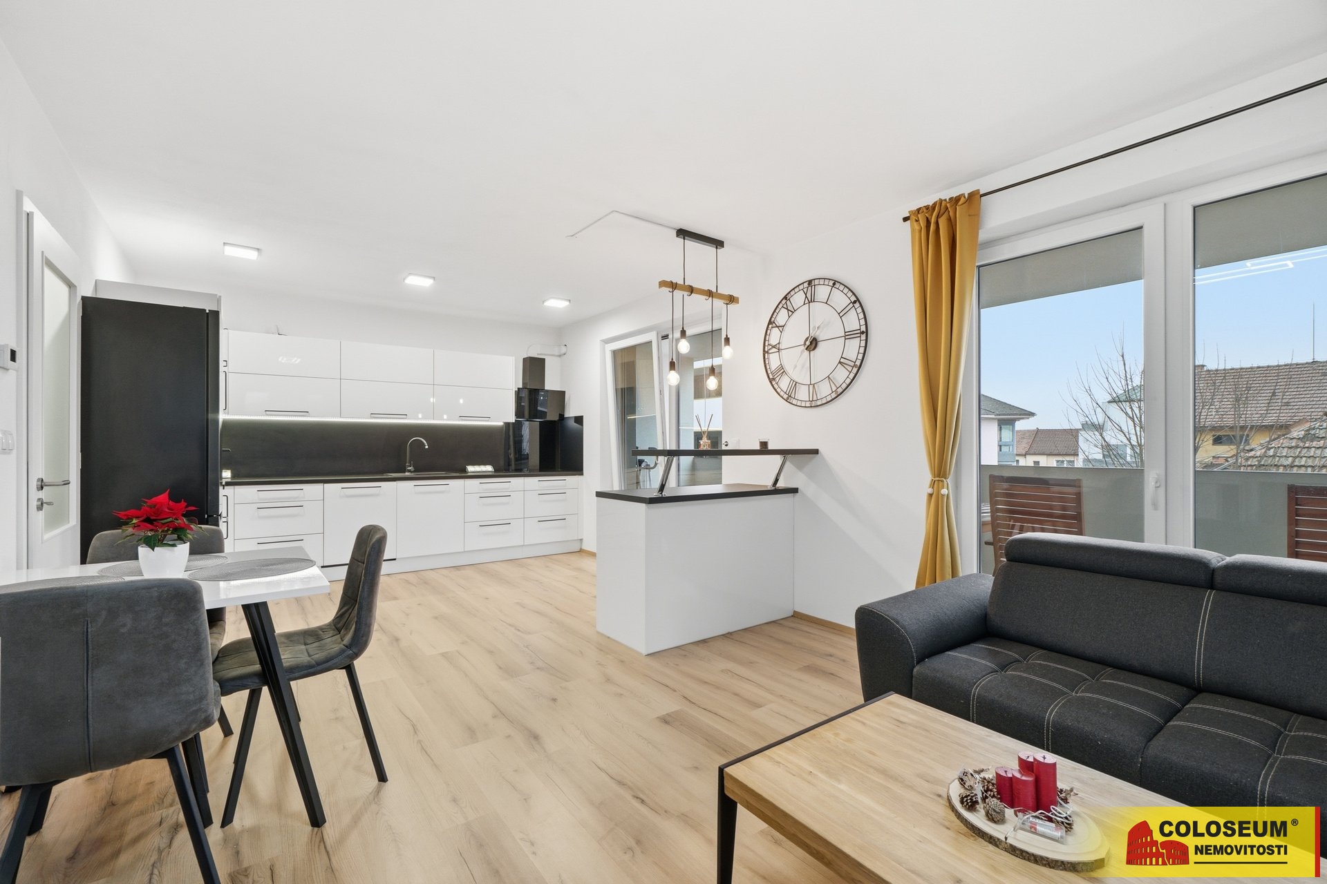 Obývací pokoj s kuchyňským koutem – Boskovice – prodej bytu