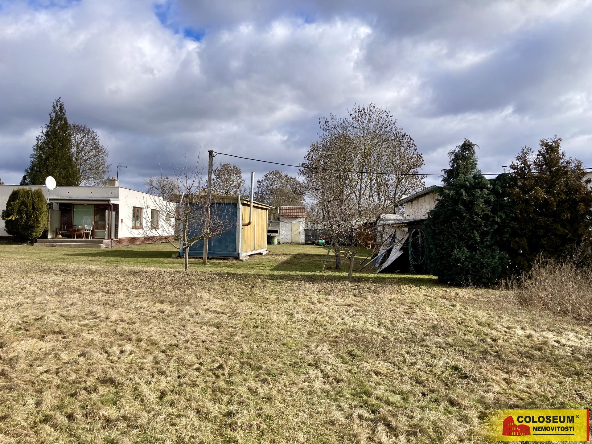 Stavební pozemek - Medlice - prodej pozemku