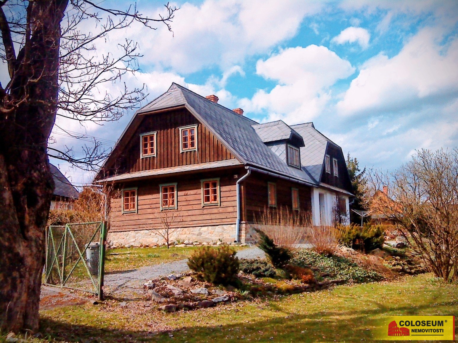 Pohled na dům z dronu - Vrbno pod Pradědem - Mnichov - prodej rodinného domu