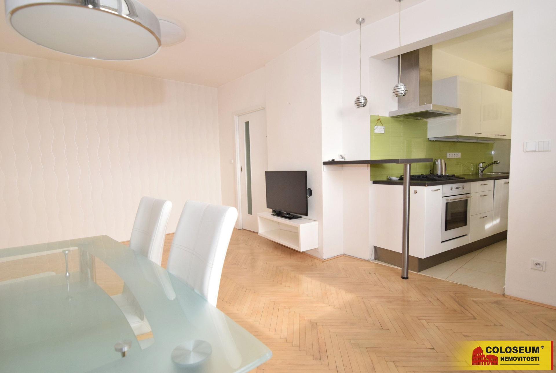 Pohled na kuchyňský kout - Brno - Lesná - pronáje