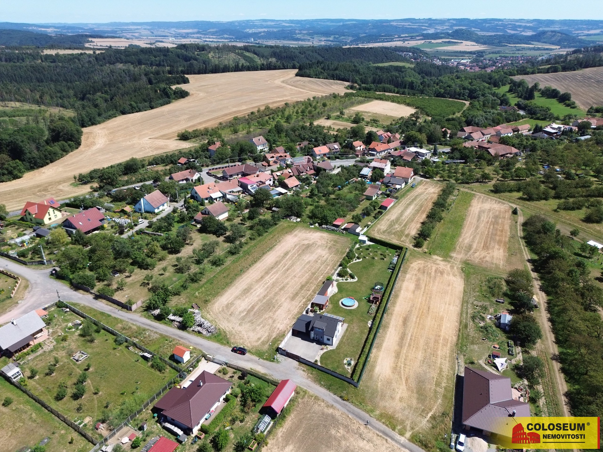 Pohled z dronu - Štěchov - prodej pozemku