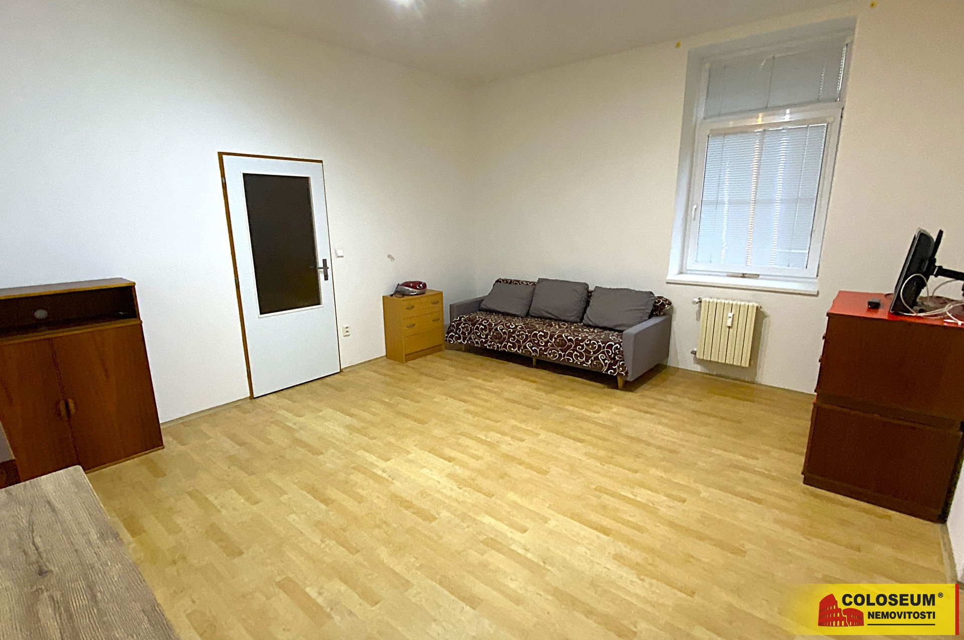 Obývací prostor - Hodonín - pronájem bytu 1+1
