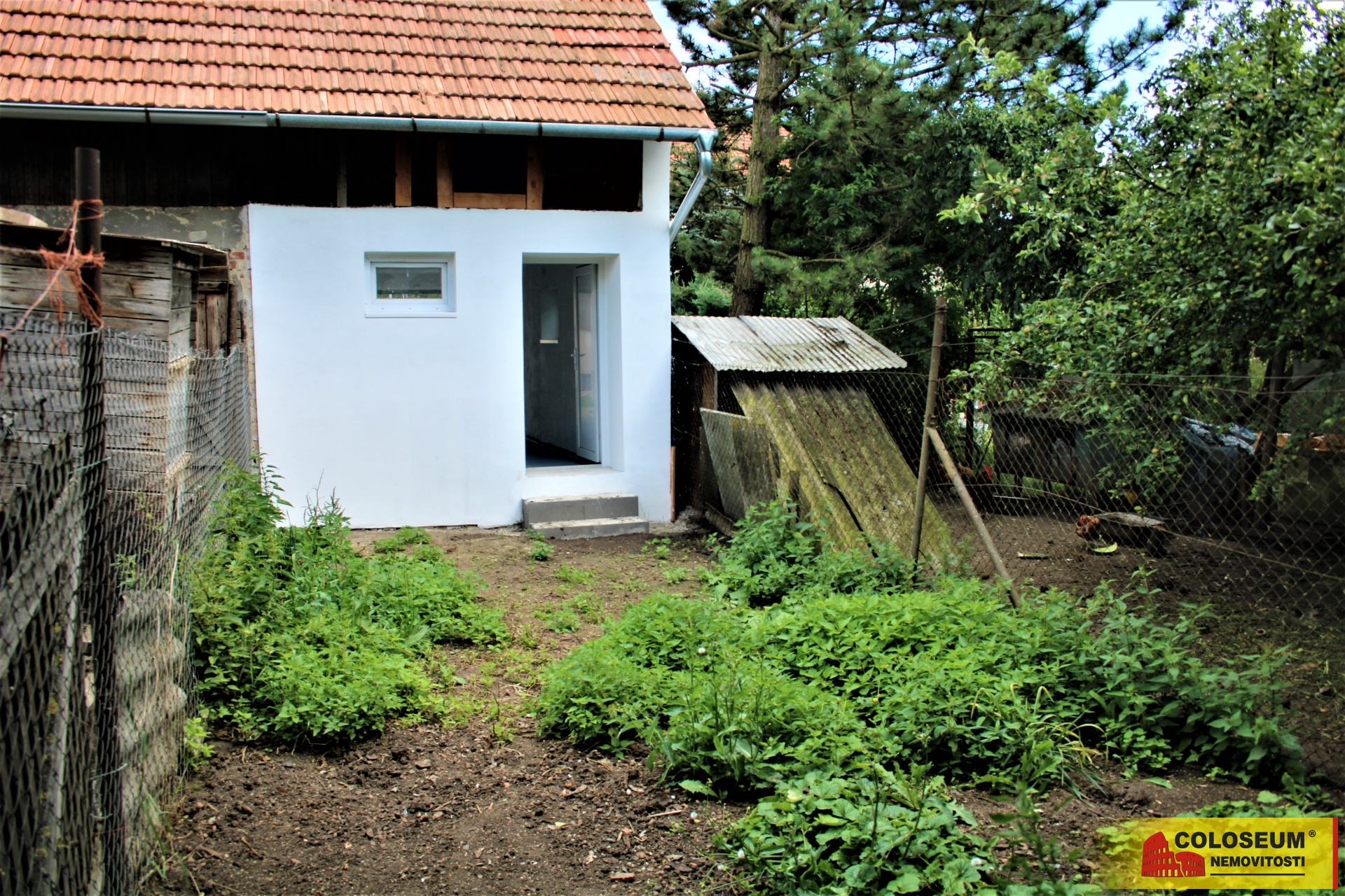 Pozemek – Knínice – Boskovice - prodej garáže