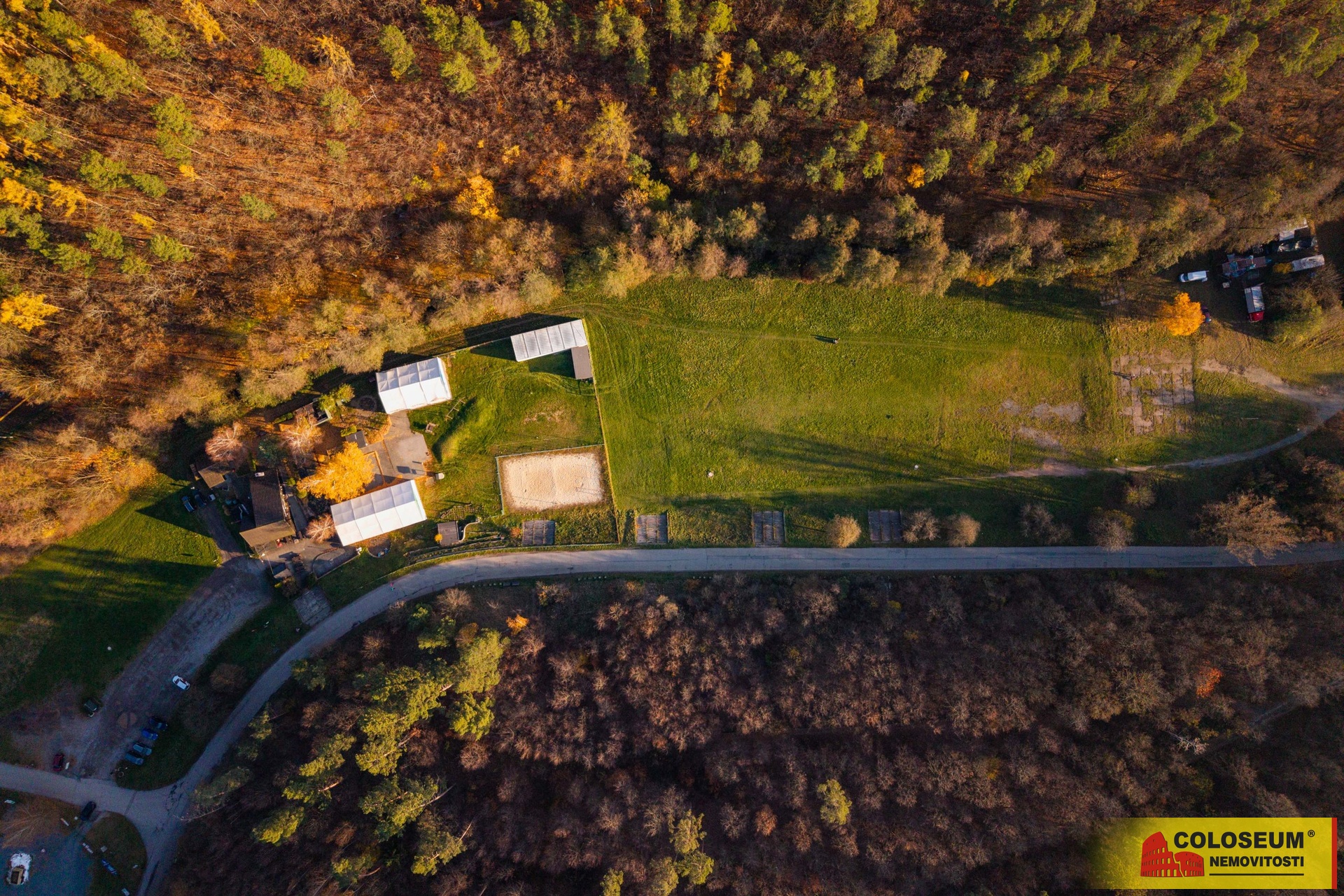 Pohled z dronu – Brno – prodej louky