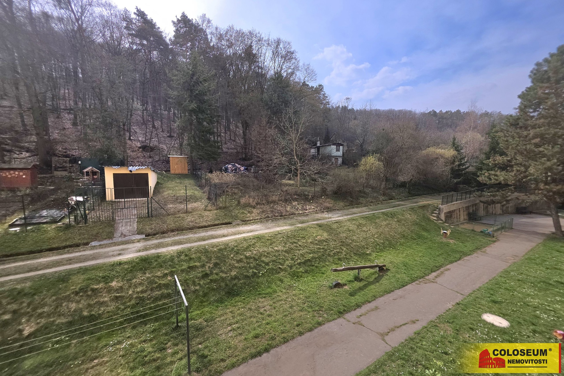 Pohled z okna – Brno – Jundrov – pronájem bytu