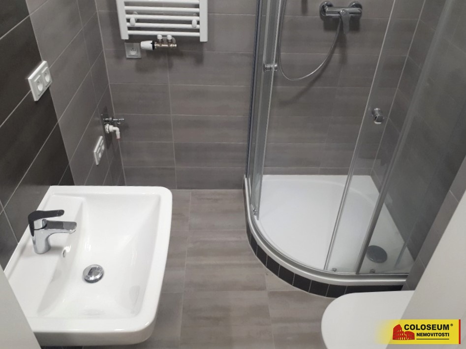 Koupelna – Blansko – Horní Palava – pronájem bytu