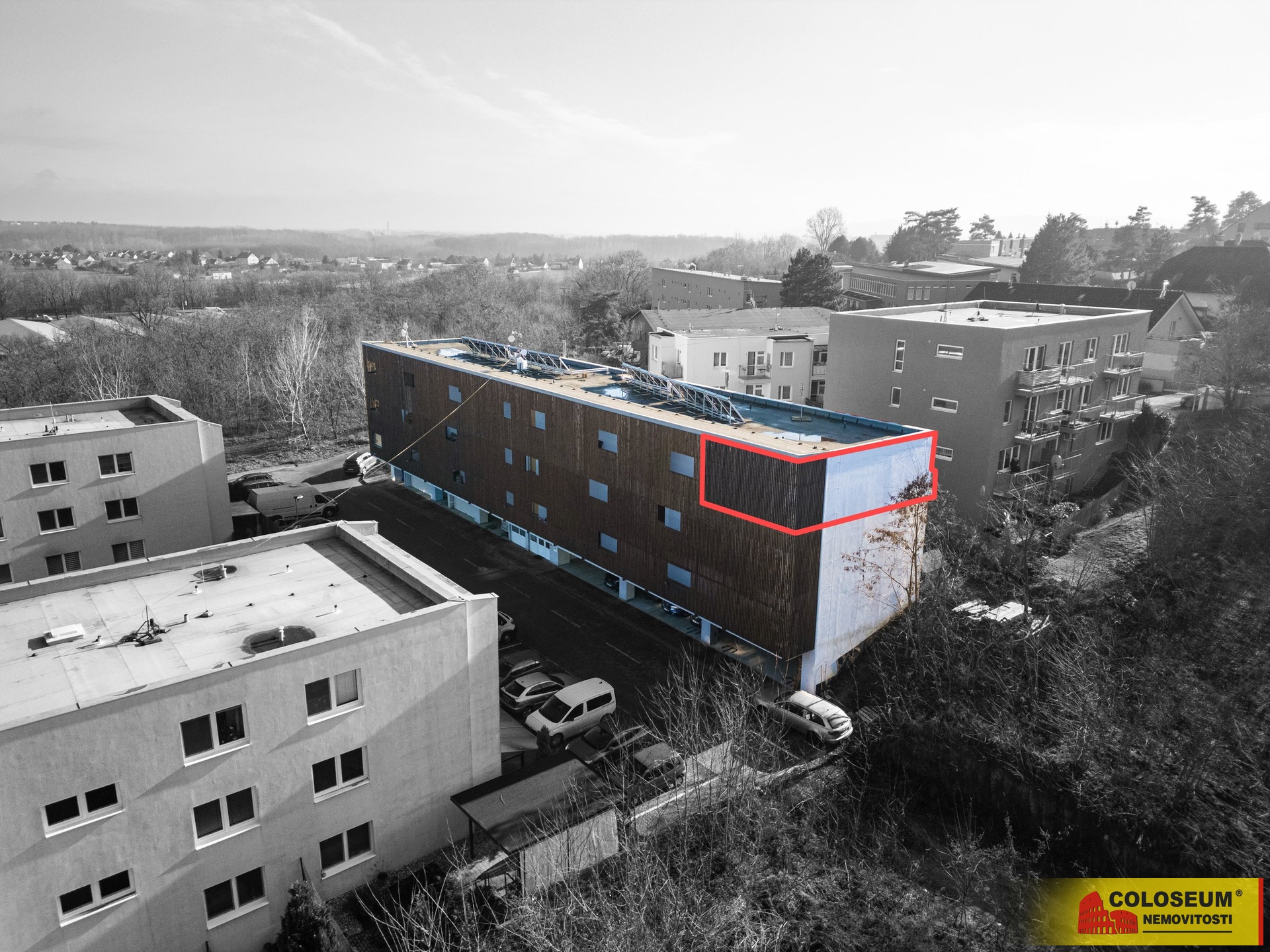 Pohled z dronu - obrys bytu - Modřice - pronájem b