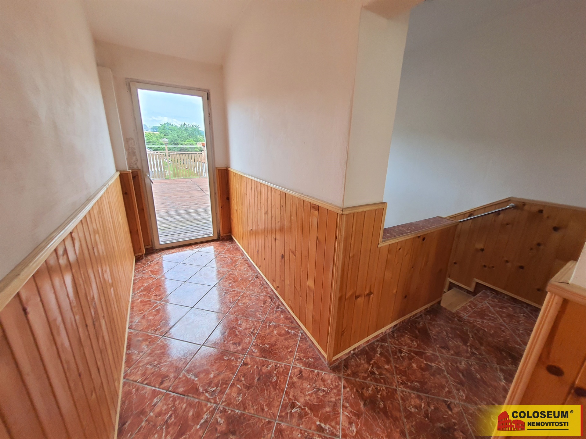 Vstup na terasu – Studnice – pronájem bytu