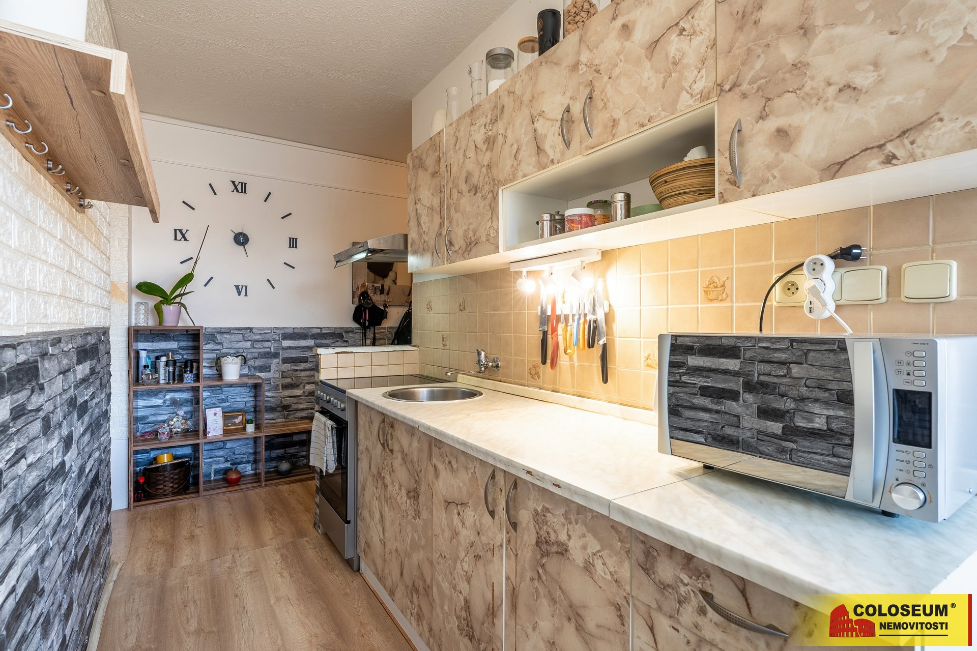 Kuchyň - Hrušovany nad Jevišovkou - prodej bytu 2+