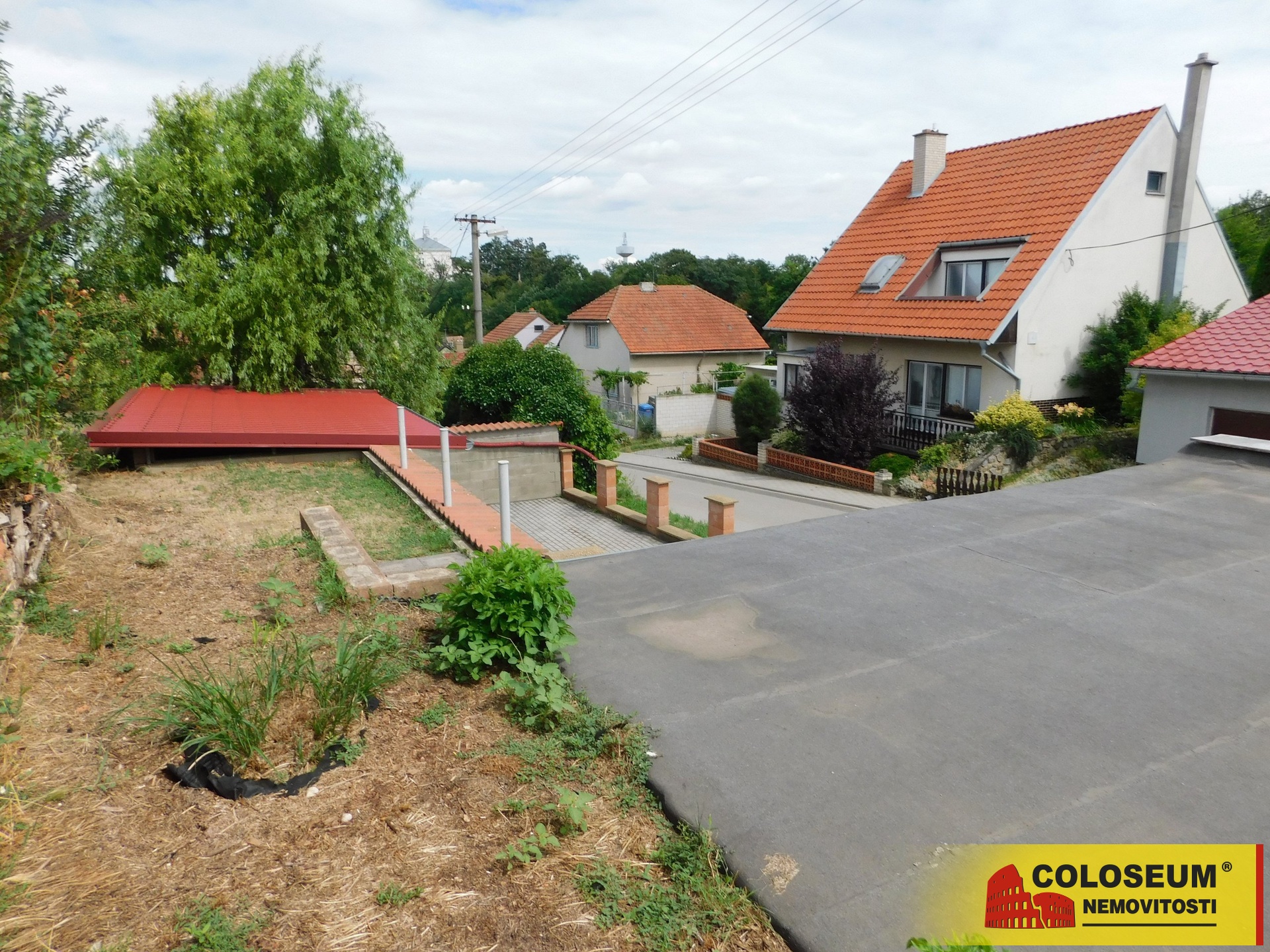 Střecha garáže – Božice - prodej garáže