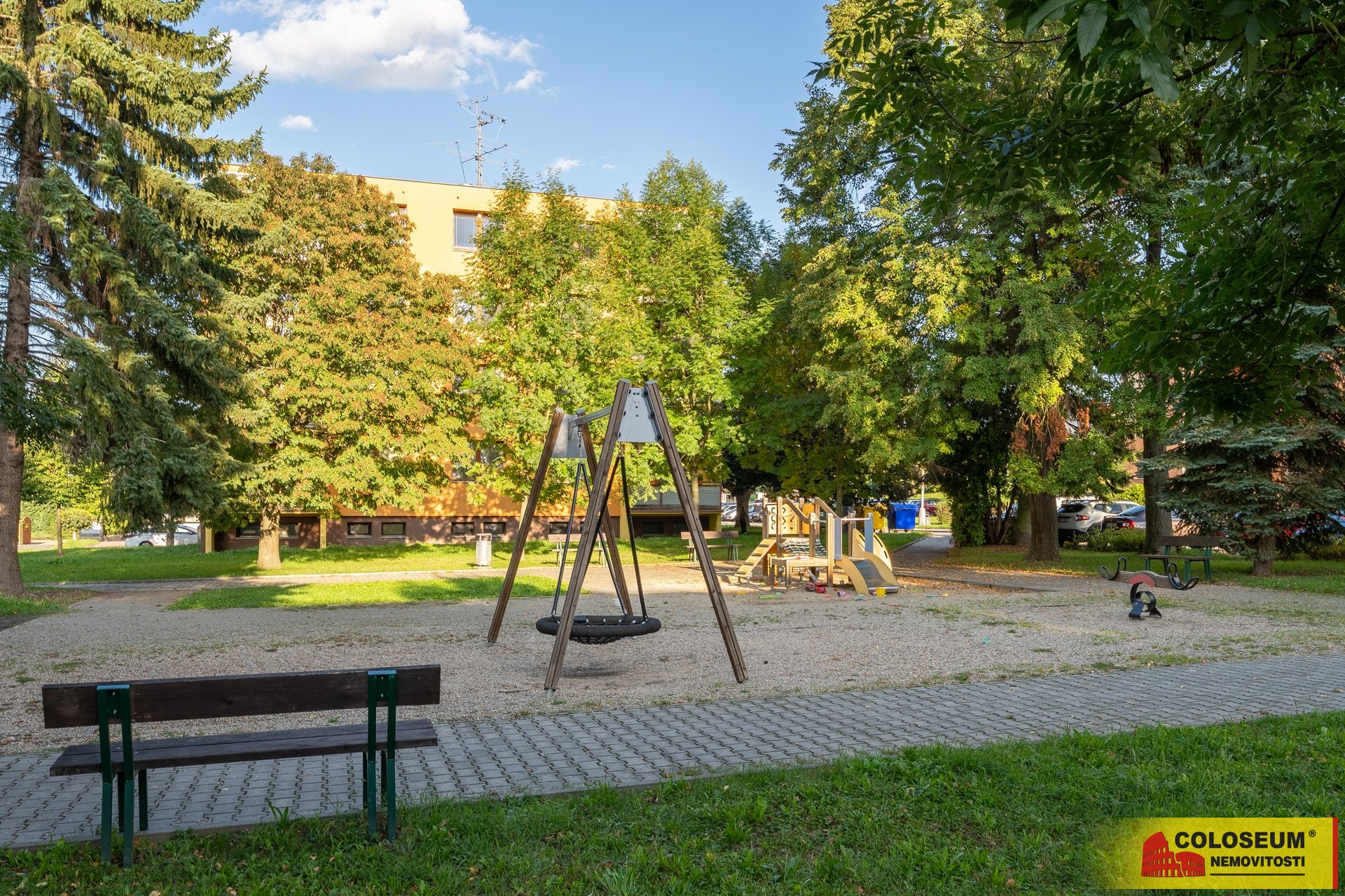 Hřiště u domu - Vyškov - Křečkovice - prodej bytu