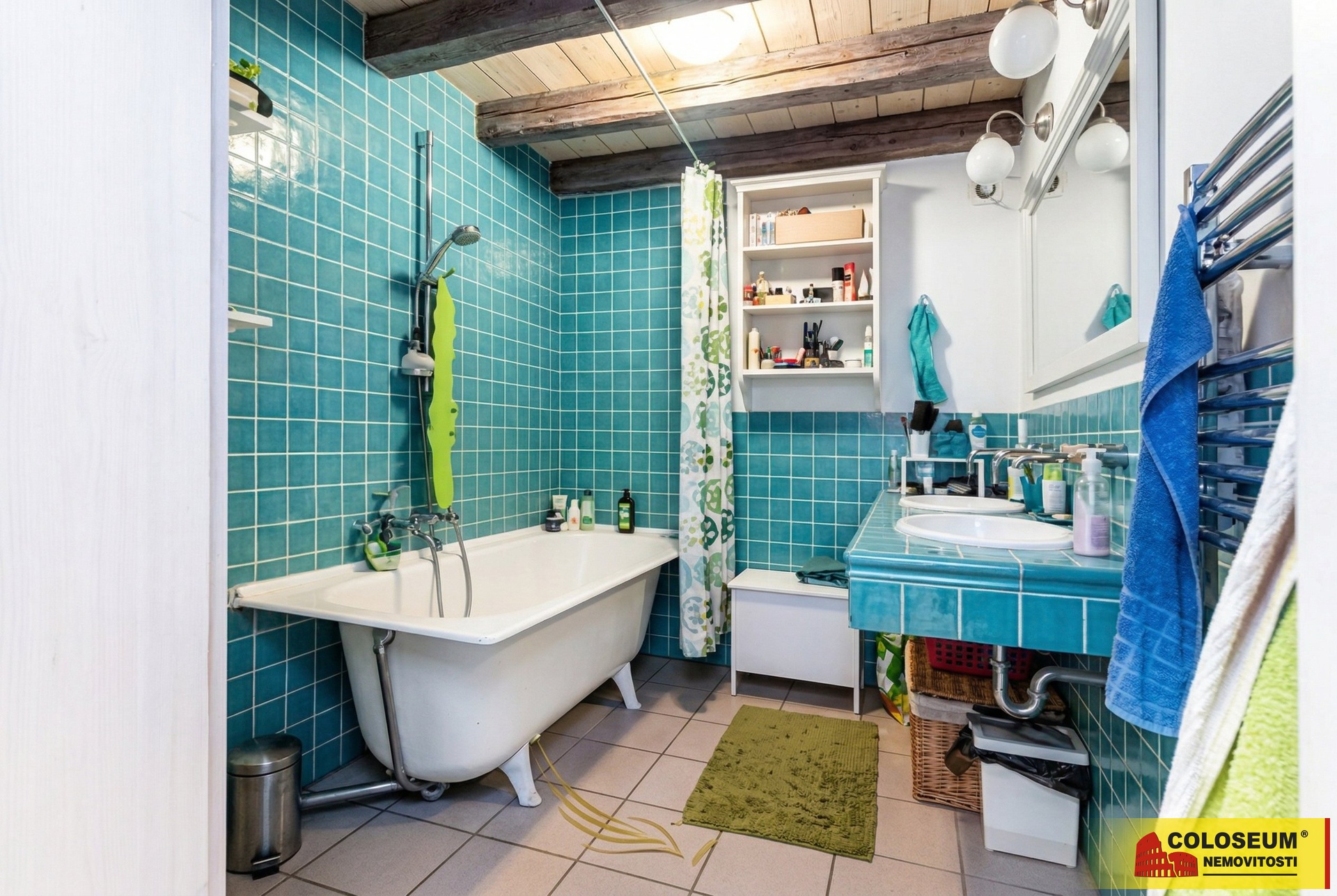 Koupelna - Brno - Šlapanice - pronájem bytu 4+kk