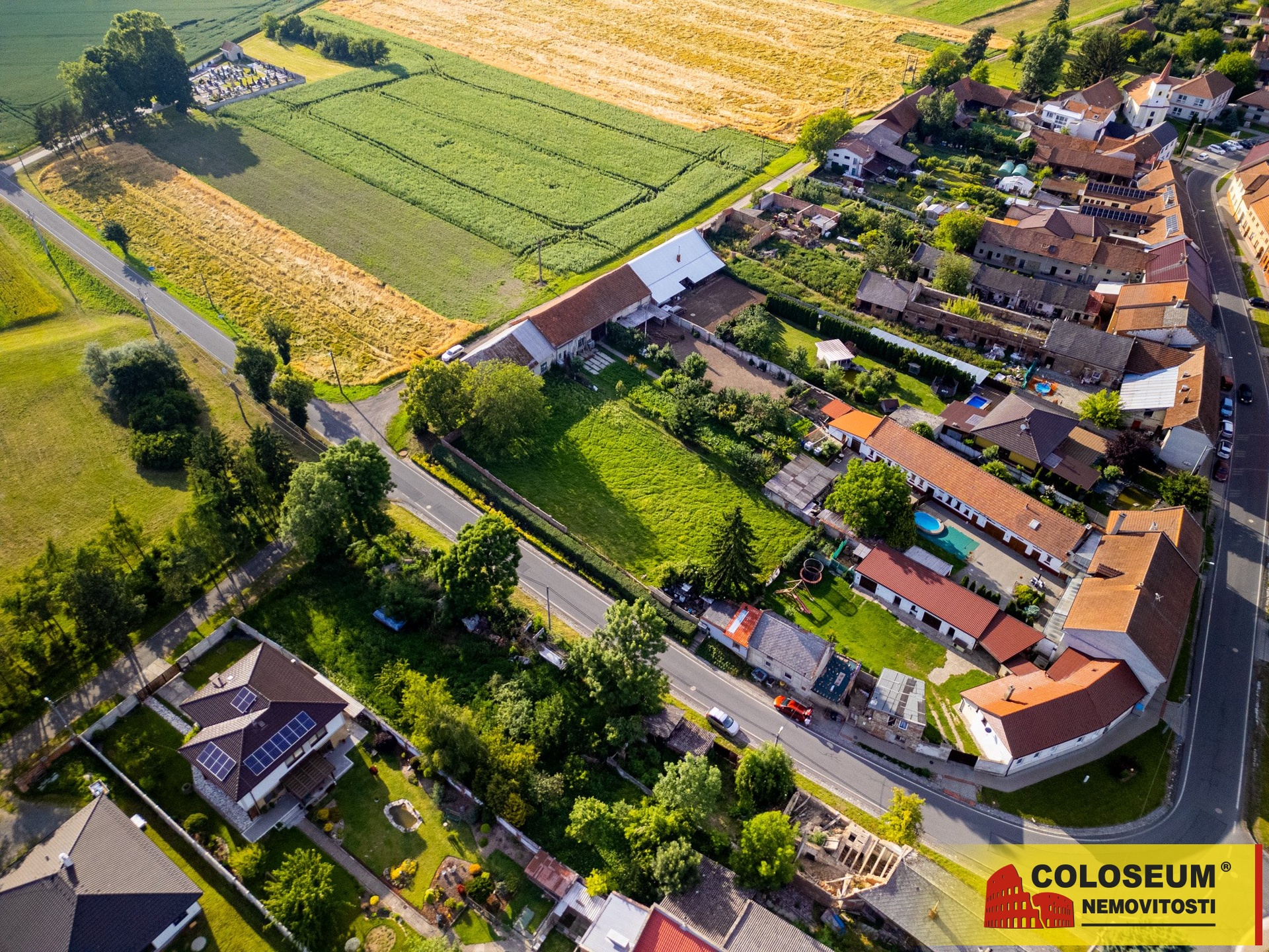 Pohled z dronu - Biskupice na Hané - prodej pozemku