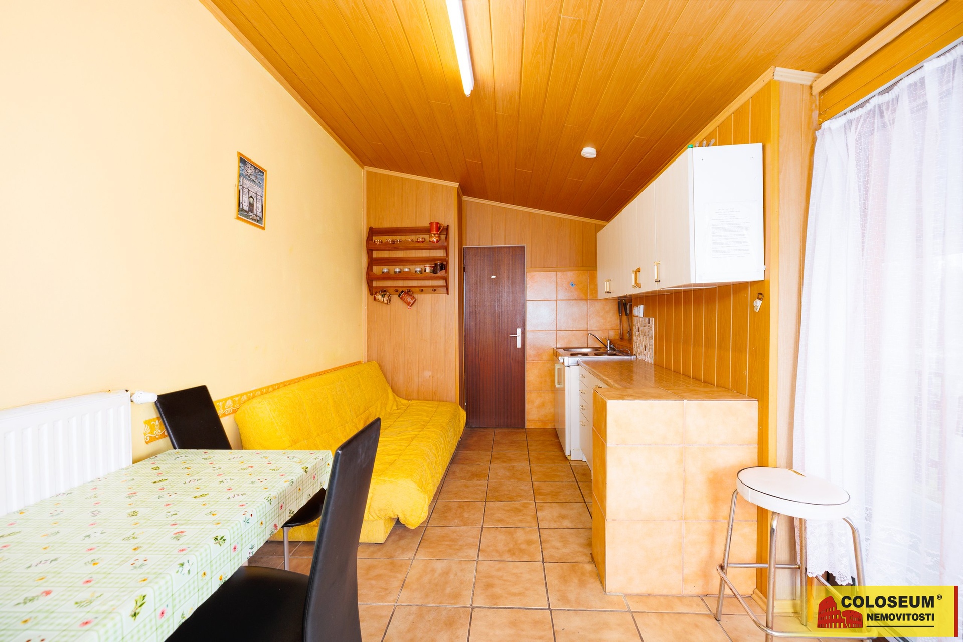 Kuchyň 2 - Valtice - Úvaly - prodej penzionu