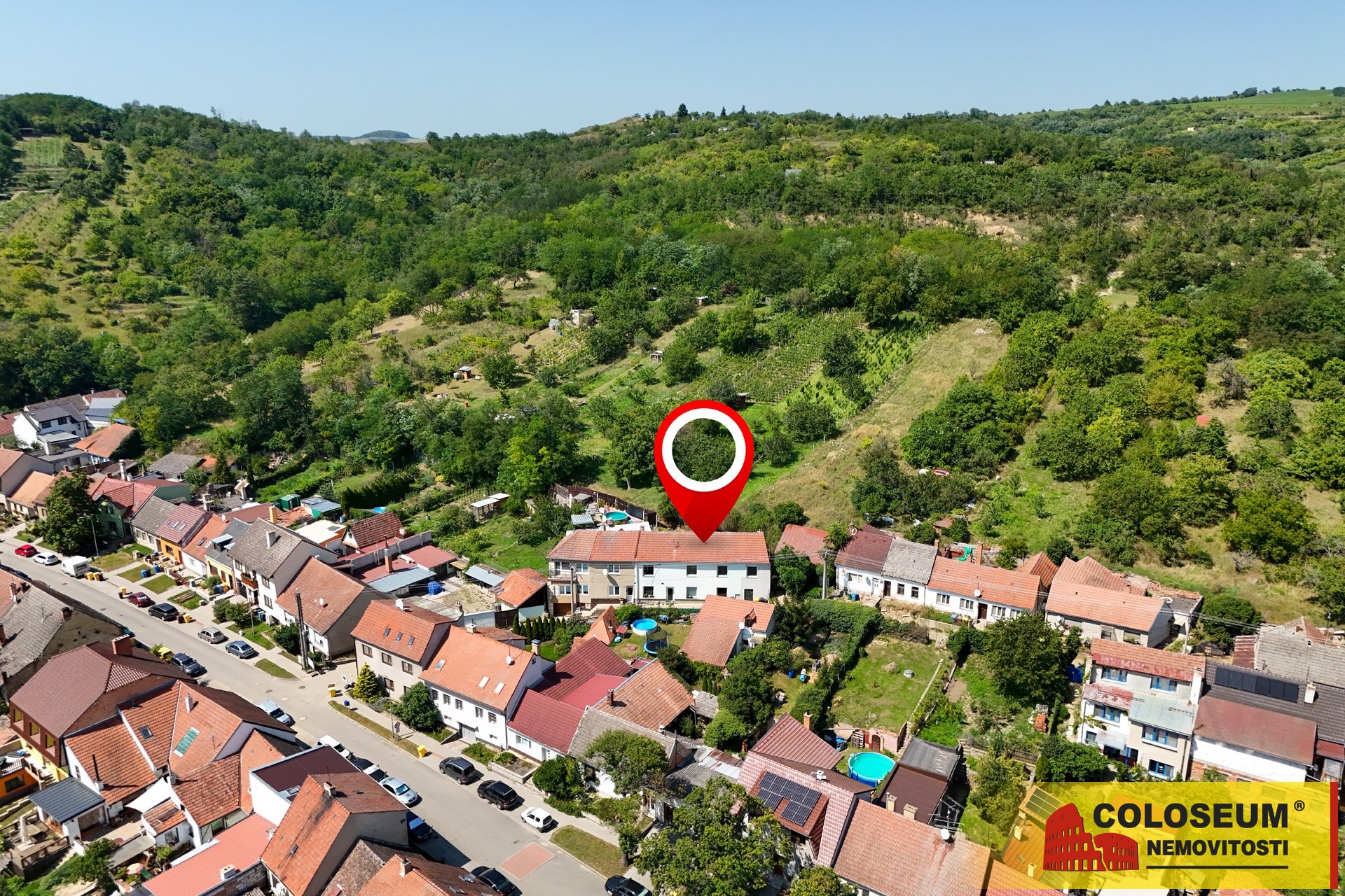 Pohled z dronu – Dolní Kounice – bytový dům