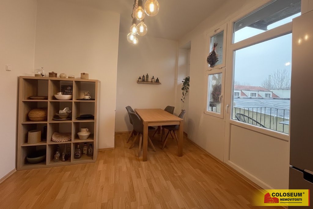 Jídelní kout s balkonem  – Brno – Husovice – pronájem bytu