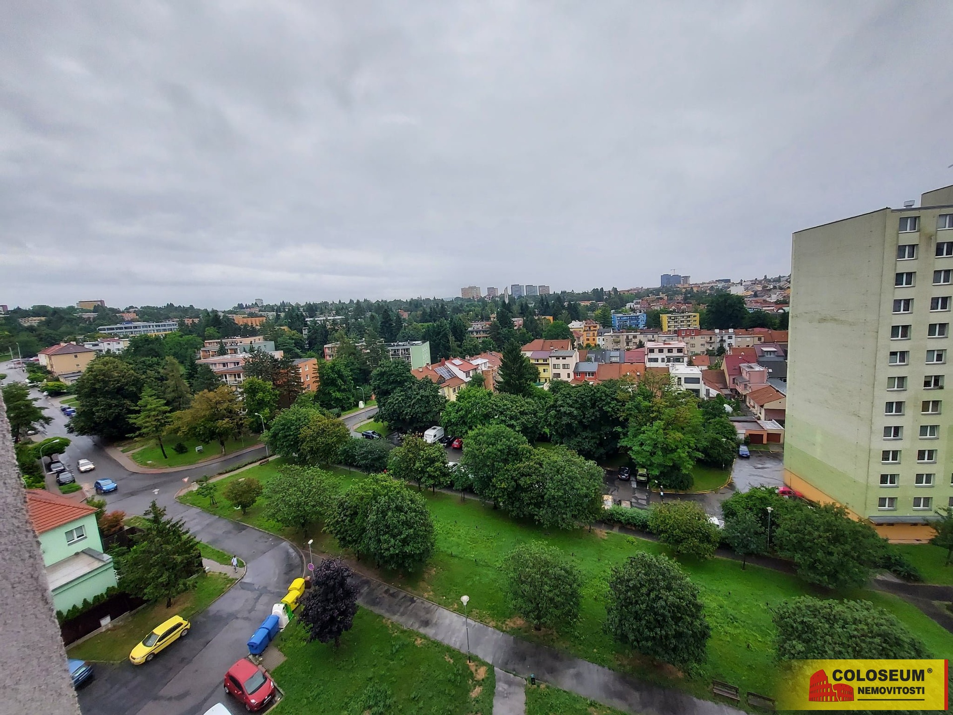 Výhled z kuchyně bere dech - Brno - Žabovřesky - p