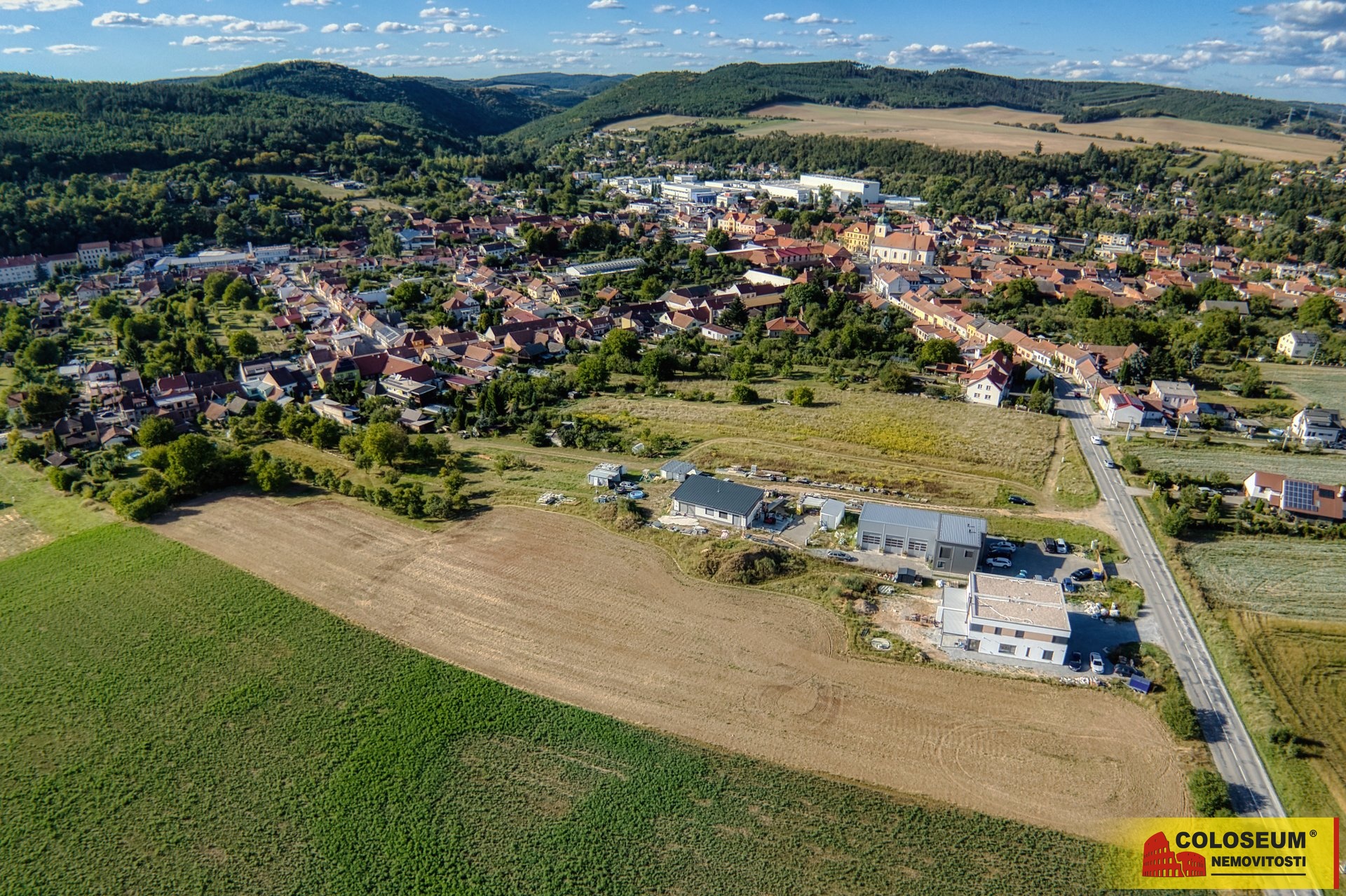 Pohled na pozemek z ptačí perspektivy - Veverská B