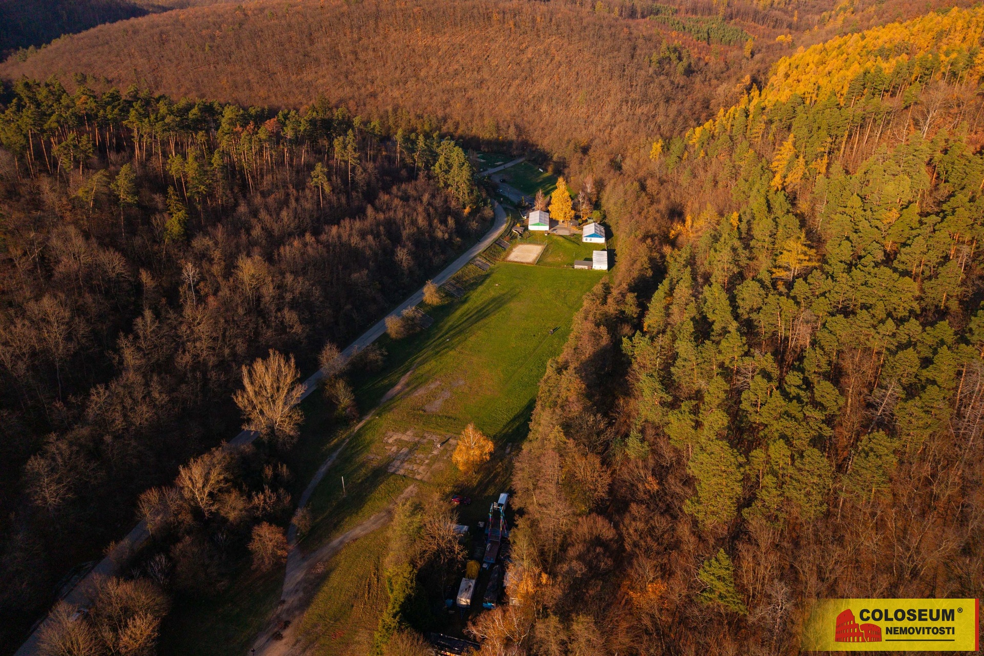 Pohled z dronu – Brno – prodej louky