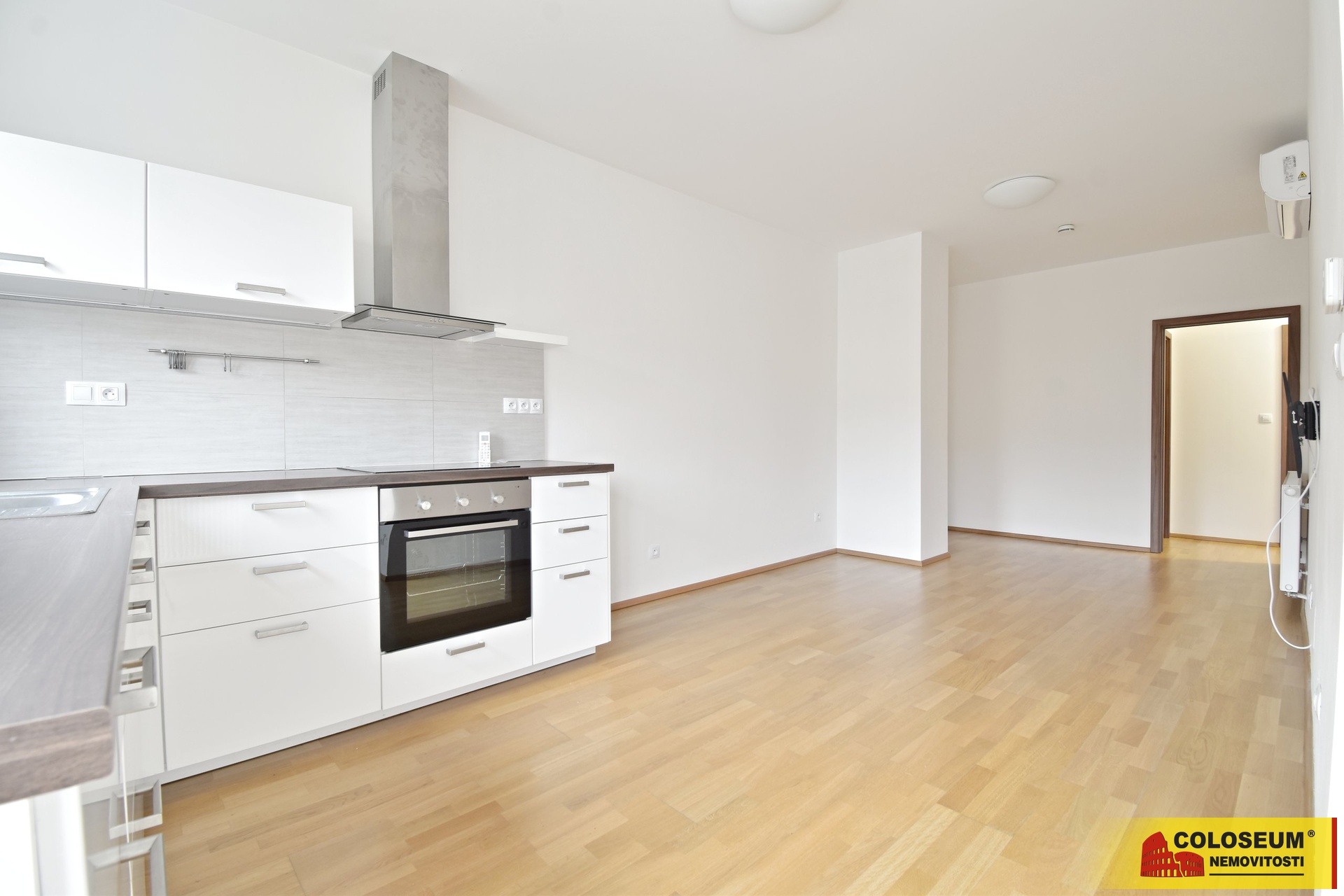 Kuchyňský kout - Brno - město - pronájem bytu 3+kk