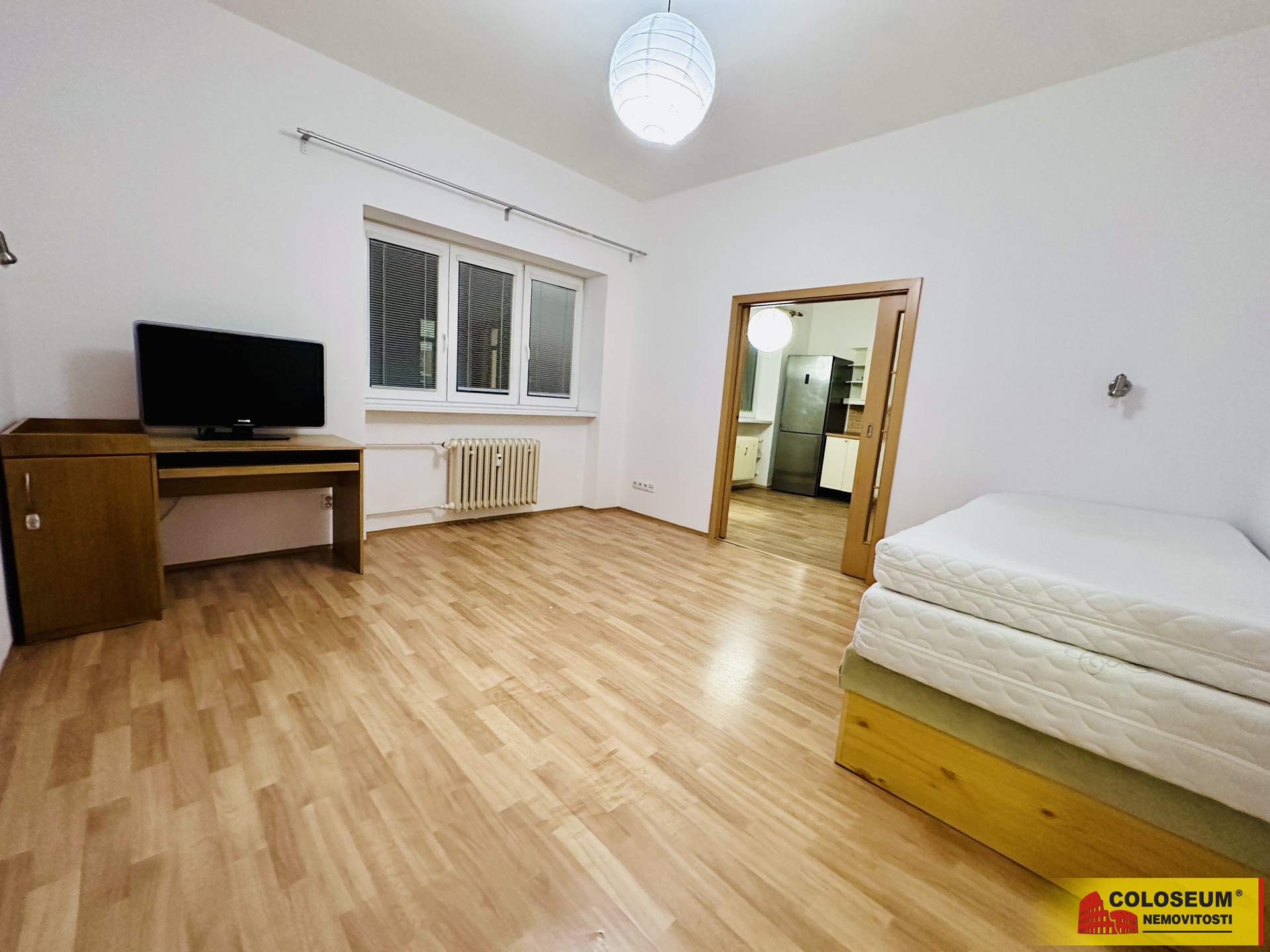 Prostorný pokoj je základ - Brno - Ponava - pronájem bytu 2+1