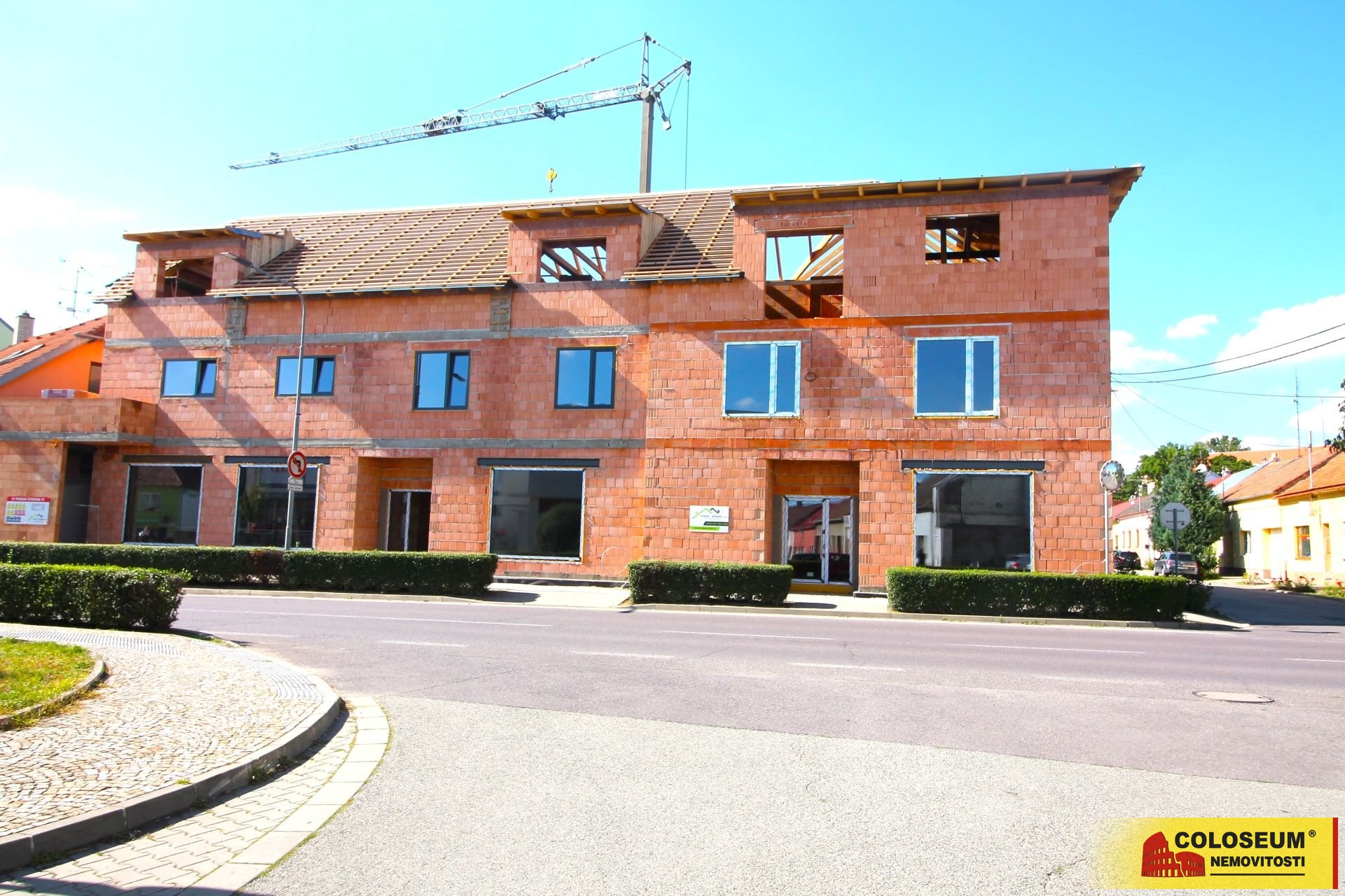 Bytový dům z ulice - Hrušovany nad Jevišovkou - prodej bytu
