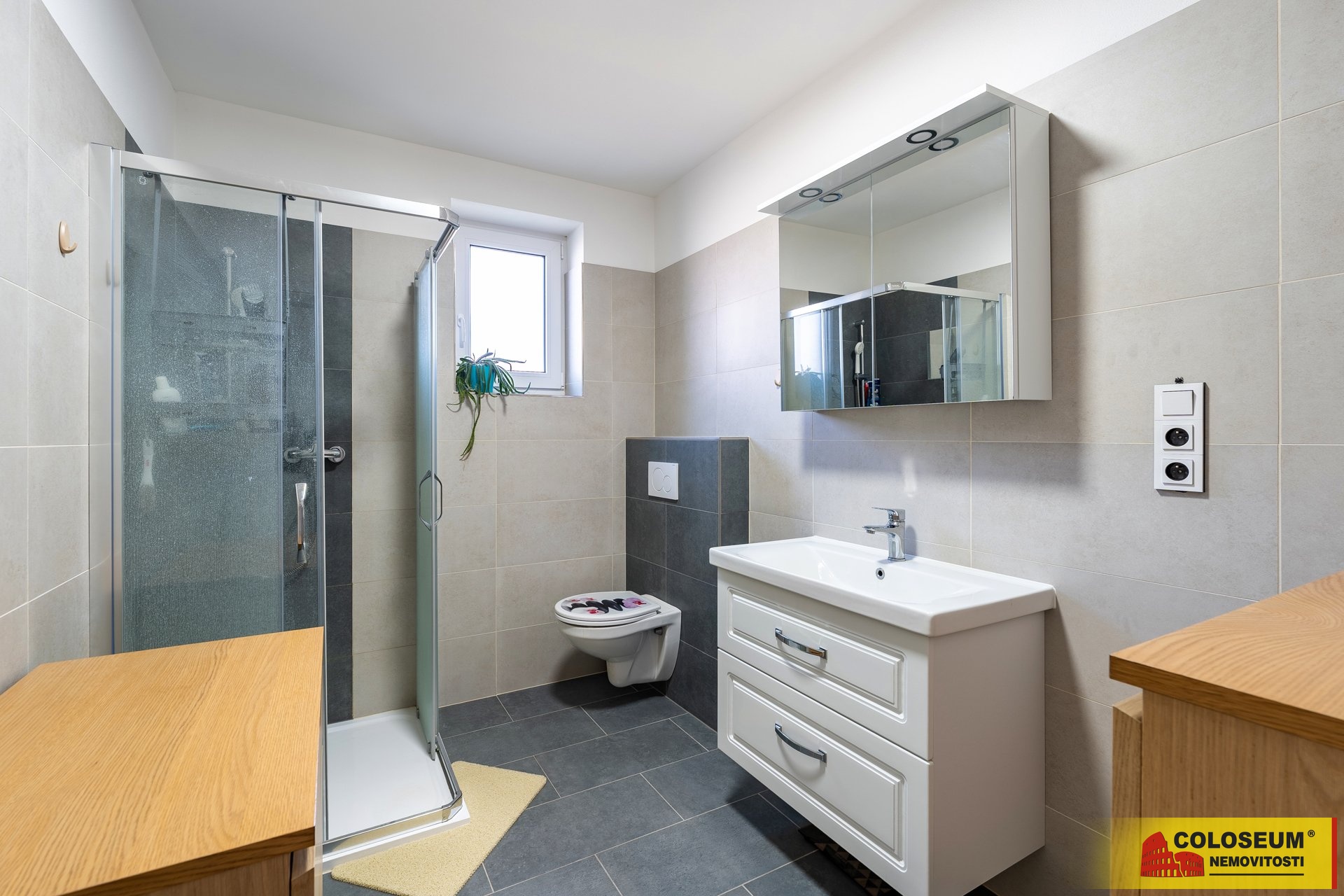 Koupelna - Hrádek u Znojma - prodej bytu 2+kk