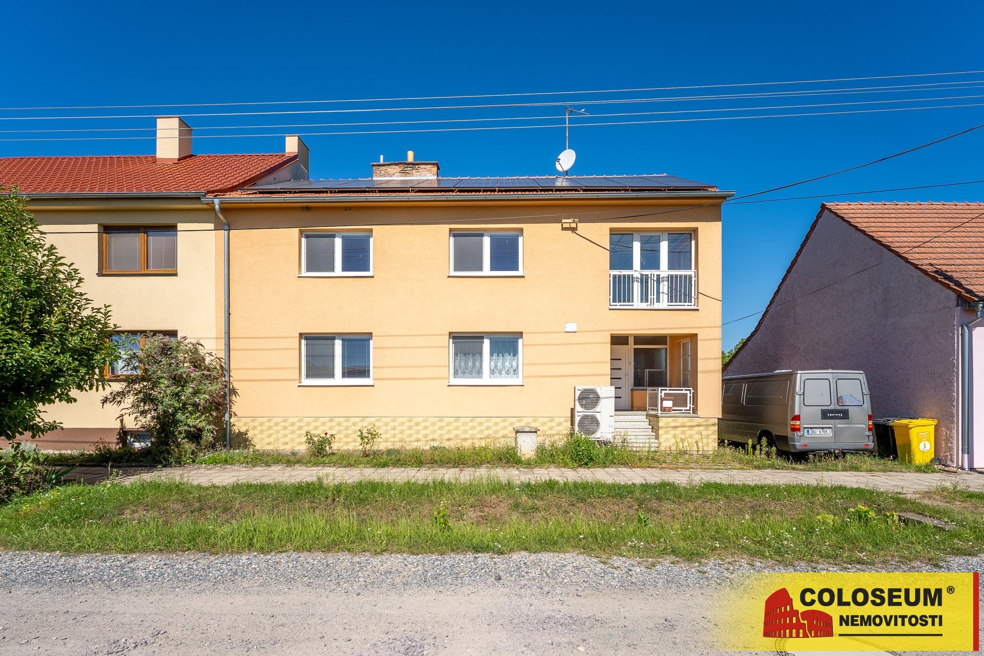 Pohled na dům z ulice - Brod nad Dyjí - prodej kom
