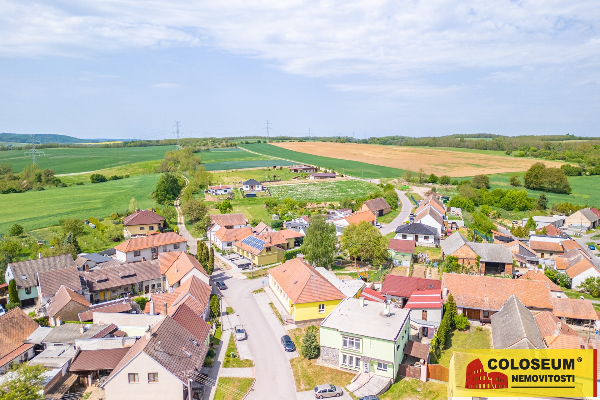 Letecký pohled na vesnici - RD Rybníky - prodej rodinného domu