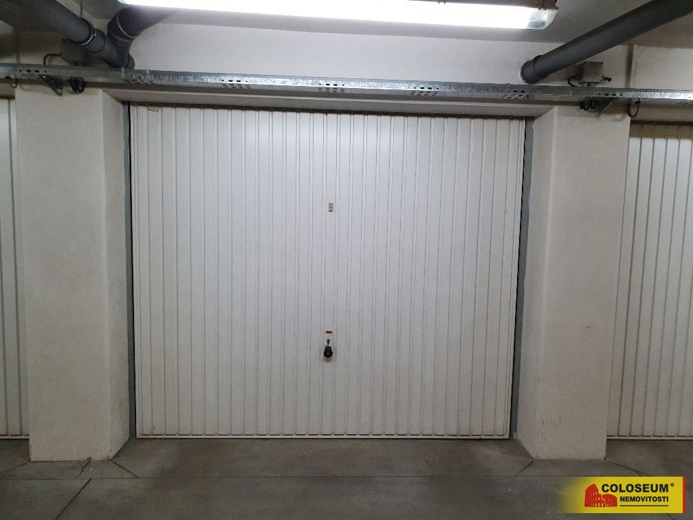 Garáž - Znojmo - pronájem garáže