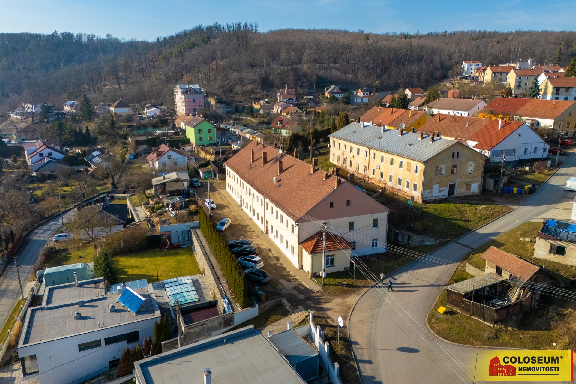 Příroda jen pár minut pěšky od domu -  Zastávka u 